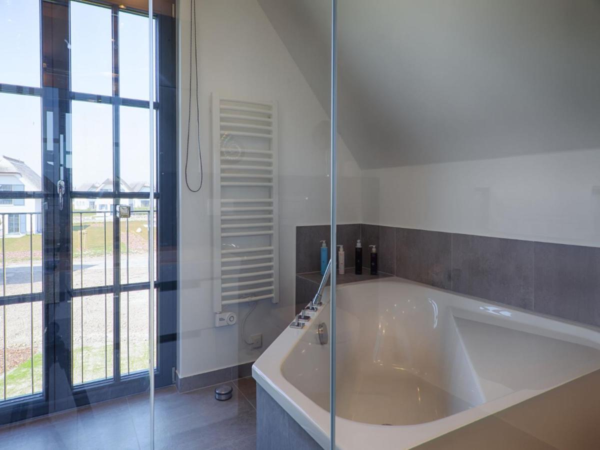 Reetland Am Meer - Luxus Reetdachvilla Mit 3 Schlafzimmern, Sauna Und Kamin F18 ドランスケ エクステリア 写真