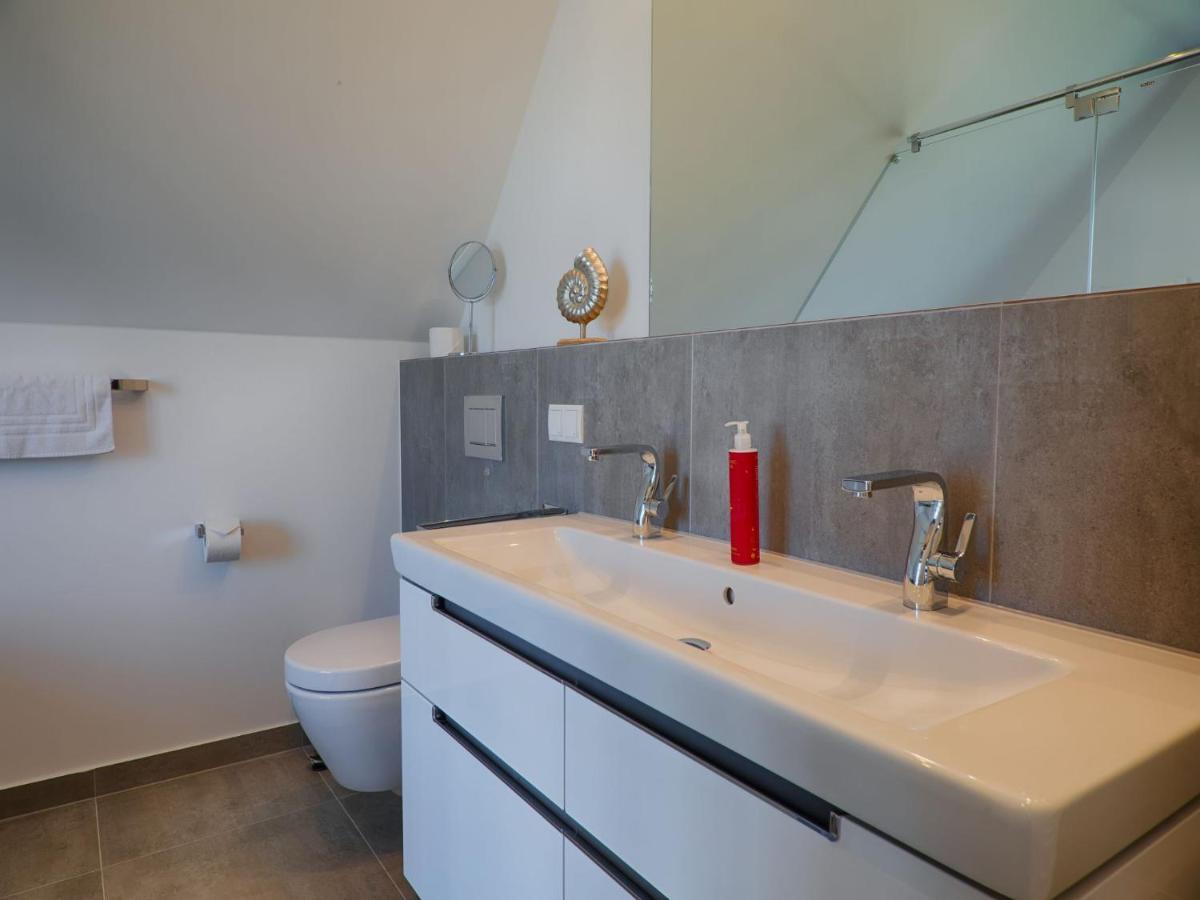 Reetland Am Meer - Luxus Reetdachvilla Mit 3 Schlafzimmern, Sauna Und Kamin F18 ドランスケ エクステリア 写真